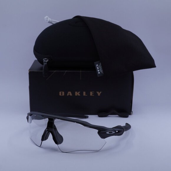 Oakley OO9208 920813 Shield Sunglasses - Steel/Clear Black Photochromatic - Picture 1 of 10